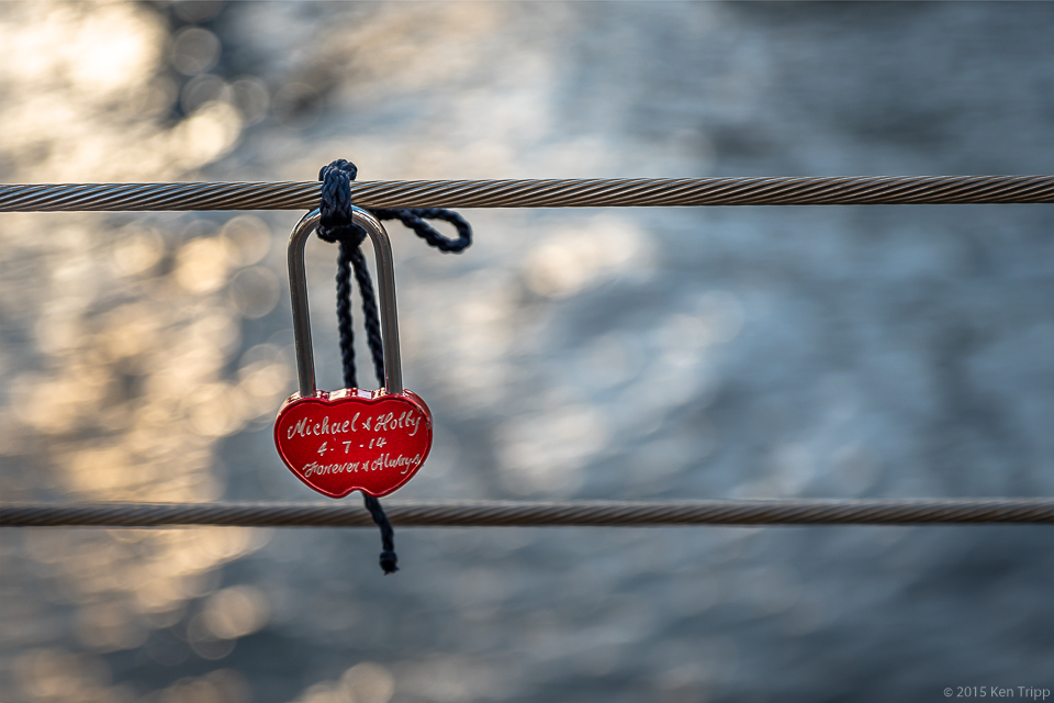 Padlock bridge